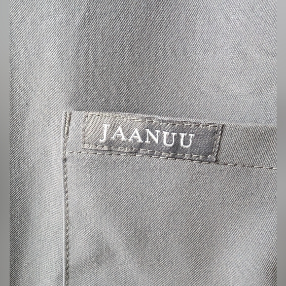 Jaanuu Scrub Top, Size Medium, Gray - Picture 3 of 7